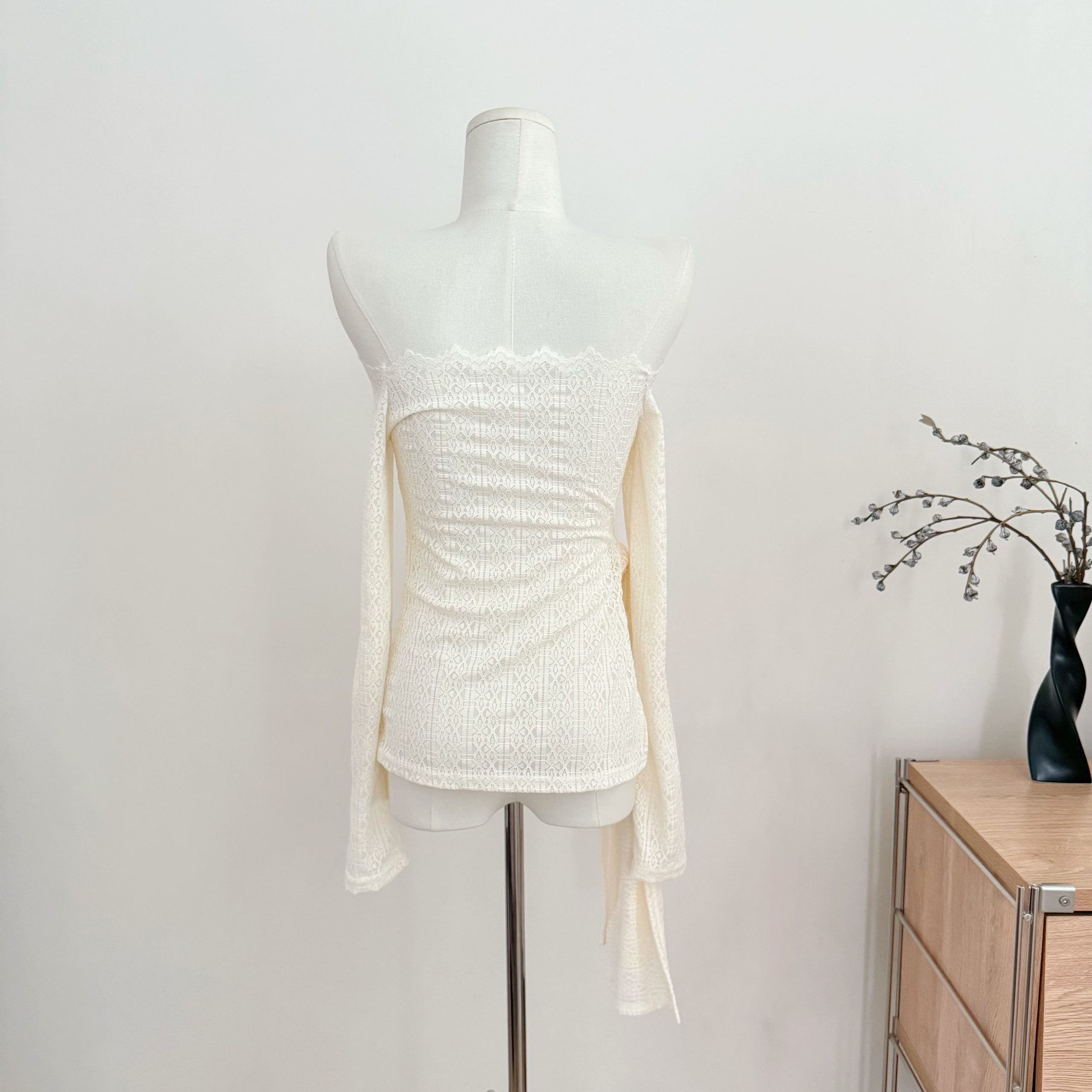 Apricot One-Shoulder Bow Embroidered Cinched Top - Image 2