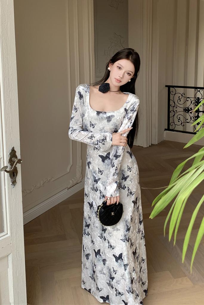French Elegant Velvet Print Midi Dress - Image 5