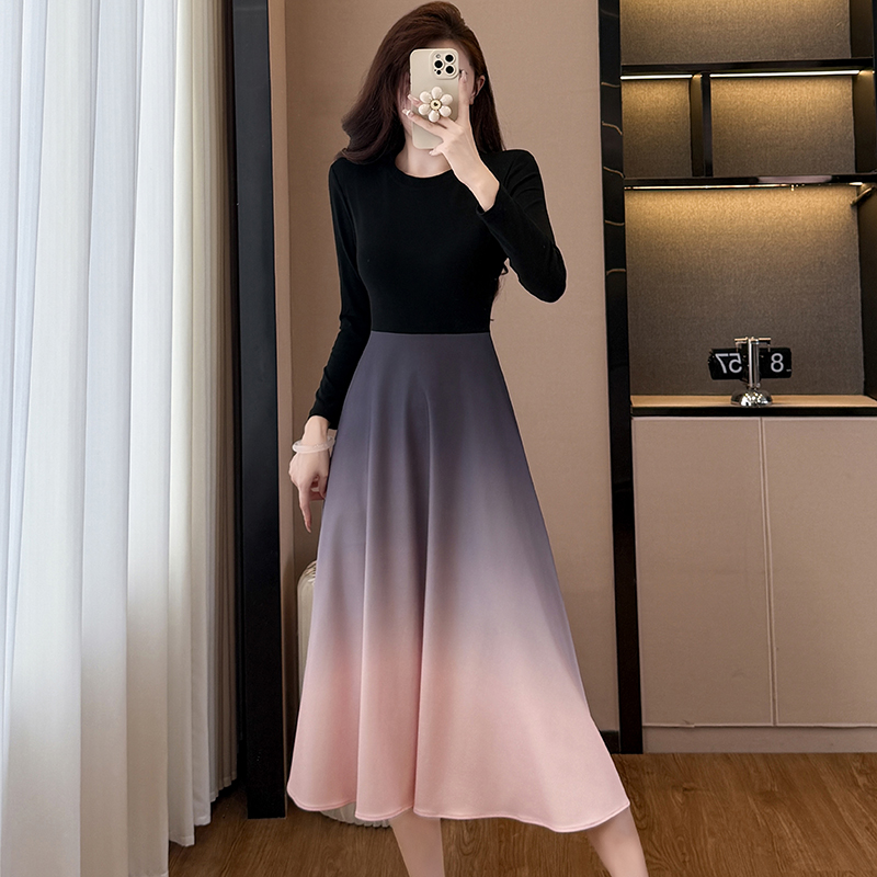 Plus Size Black Gradient A-Line Long Sleeve Dress - Image 2