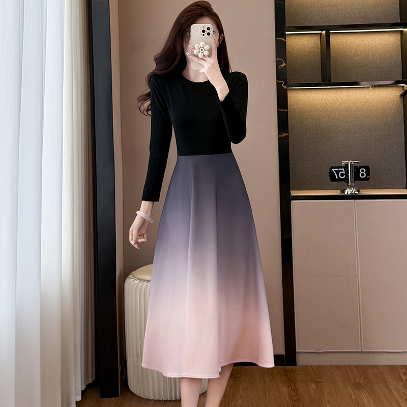 Plus Size Black Gradient A-Line Long Sleeve Dress - Image 3