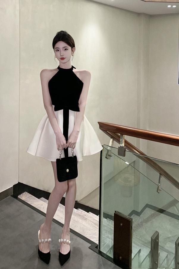 Women's Off-Shoulder A-Line Halter Dress Black and White Spliced Summer Party - Image 5